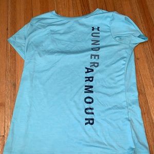 Women’s Under Armour T-shirt